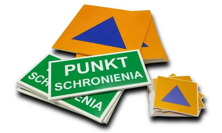 Znaki i tabliczki Punkt Schronienia oraz oznakowanie bezpieczeństwa